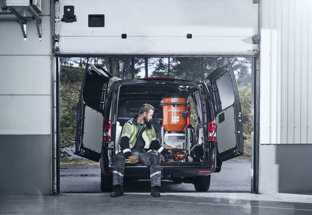 Husqvarna DE 130 H - Odkurzacz przemysłowy / budowlany